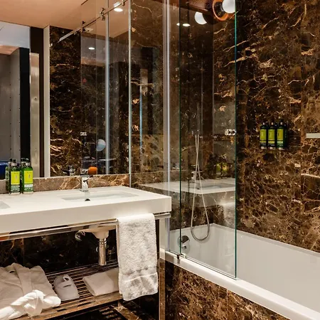 Cenica Porto Hotel, Curio Collection By Hilton Exterior photo