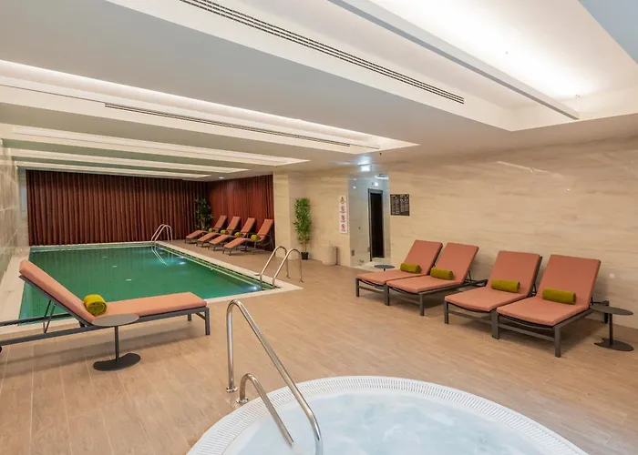 Cenica Porto Hotel, Curio Collection By Hilton